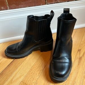 Black Leather Chunky Heel Chelsea Ankle Boots